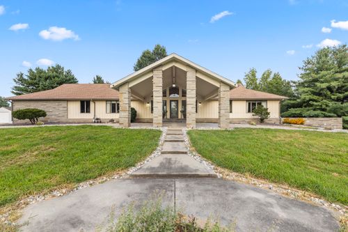 1100 N Farm Road 193, Springfield, MO, 65802-7213 | Card Image
