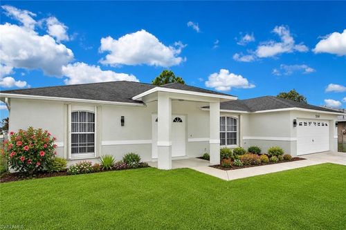 530 Peerless Cir, LEHIGH ACRES, FL, 33974-9492 | Card Image