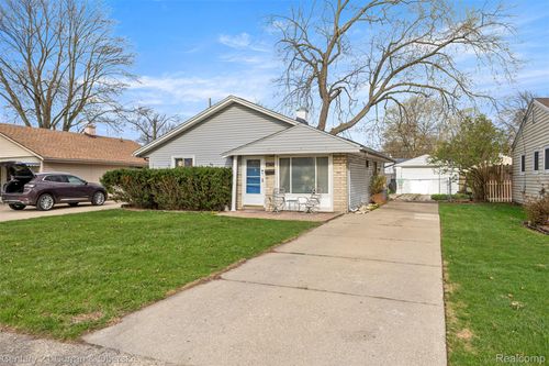 8075 William St, Taylor, MI, 48180-7408 | Card Image