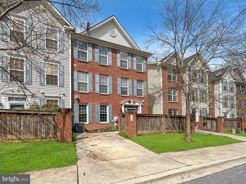 110 Whiskey Creek Cir, FREDERICK, MD, 21702-6215 | Card Image
