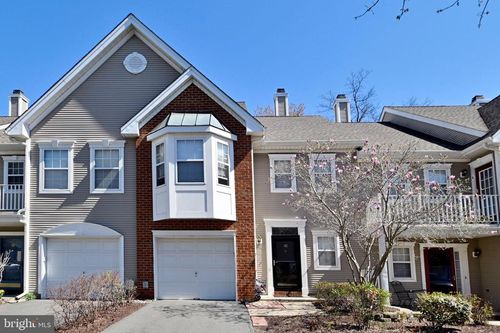 110 Treymore Ct, Pennington, NJ, 08534-1946 | Card Image