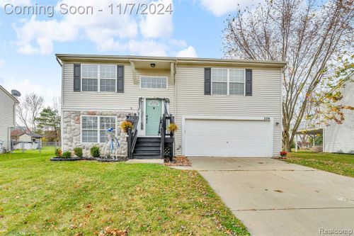 339 Andover Woods Drive, Fenton, MI, 48430 | Card Image