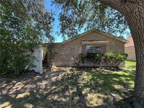 b-5002 Wingfoot Ln, Corpus Christi, TX, 78413-2225 | Card Image