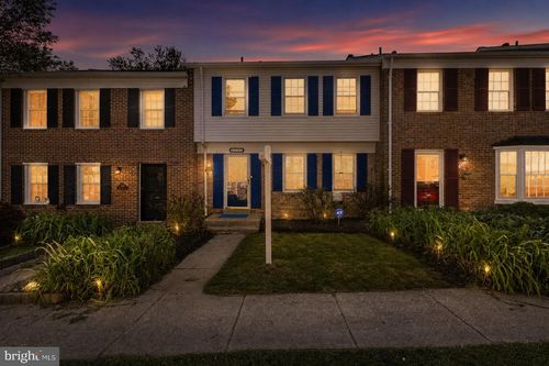 5537 Kendrick Ln, BURKE, VA, 22015-1941 | Card Image