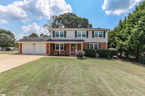 104 Forest Park Dr, Easley, SC, 29642-2513 | Card Image