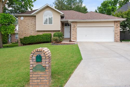 2033 W Willow Lakes Cv, Springfield, MO, 65810-1563 | Card Image