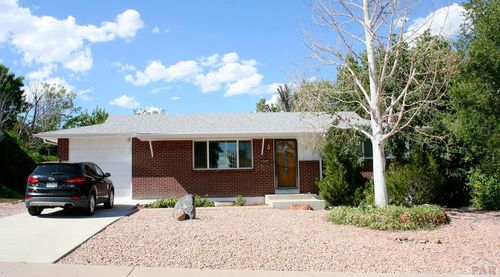 7 Tartan Lane, Pueblo, CO, 81001 | Card Image