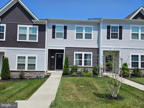 386 Trego Ave, COATESVILLE, PA, 19320-6606 | Card Image