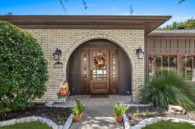 16301 Dalmalley Lane, House other with 4 bedrooms, 3 bathrooms and null parking in Dallas TX | Image 2