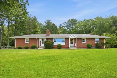 9228 Ferry Rd, Waynesville, OH, 45068-9072 | Card Image