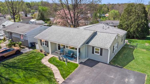 4412 Grandview Dr, Ashland, KY, 41101-6334 | Card Image