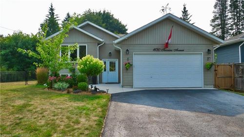 1680 Timmins Ave, Innisfil, ON, L9S1S8 | Card Image