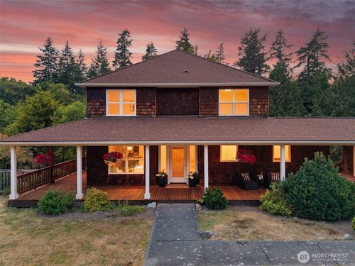 5413 Welfare Avenue Ne, Bainbridge Island, WA, 98110 | Card Image