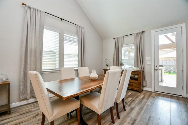 2626 Summer Indigo Trl, House other with 5 bedrooms, 3 bathrooms and 2 parking in Pearland TX | Image 18