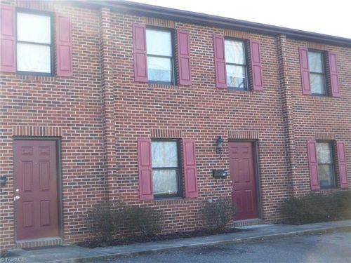 219 Worth St, Mount Airy, NC, 27030-4757 | Card Image