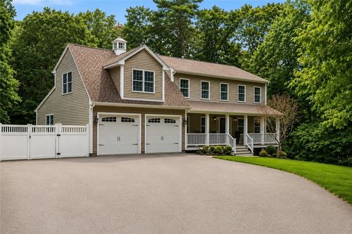 2254 Division Rd, East Greenwich, RI, 02818-1218 | Card Image