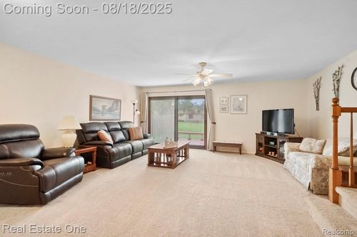124-645 Tennyson, Rochester Hills, MI, 48307 | Card Image