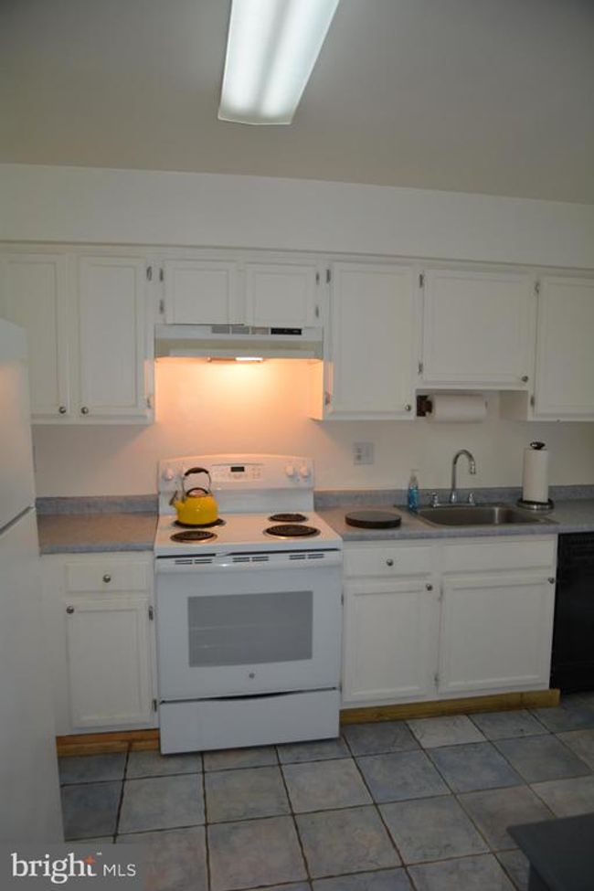 585 - 11308 Appledowre Way, Townhouse with 3 bedrooms, 3 bathrooms and null parking in GERMANTOWN MD | Image 9