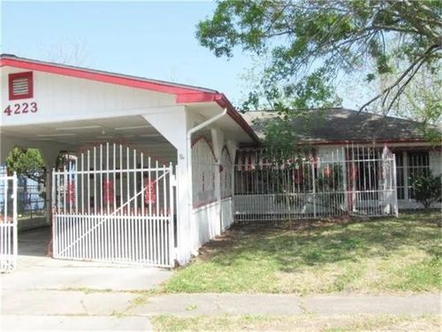 4223 Madden Ln, Houston, TX, 77047-1825 | Card Image