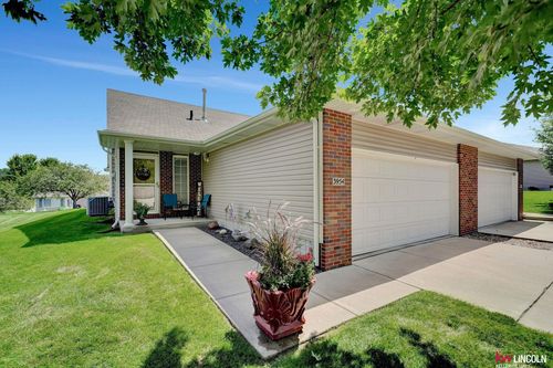3954 N 18th St, Lincoln, NE, 68521-1679 | Card Image