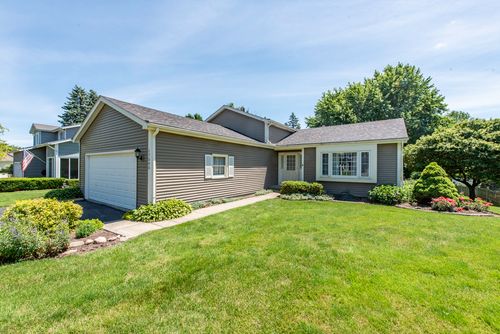17505 W Woodland Dr, Grayslake, IL, 60030-1987 | Card Image