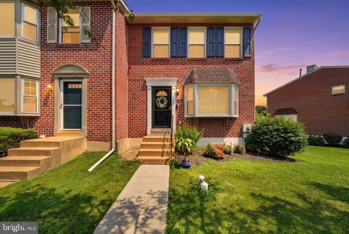 194 Longford Rd, WEST CHESTER, PA, 19380-3621 | Card Image