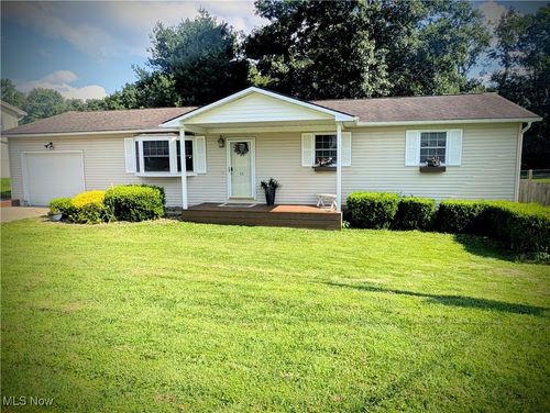 48 Suzanne St, Little Hocking, OH, 45742-5374 | Card Image
