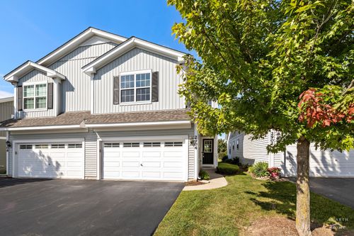 2904 Payton Xing, Johnsburg, IL, 60051-4105 | Card Image
