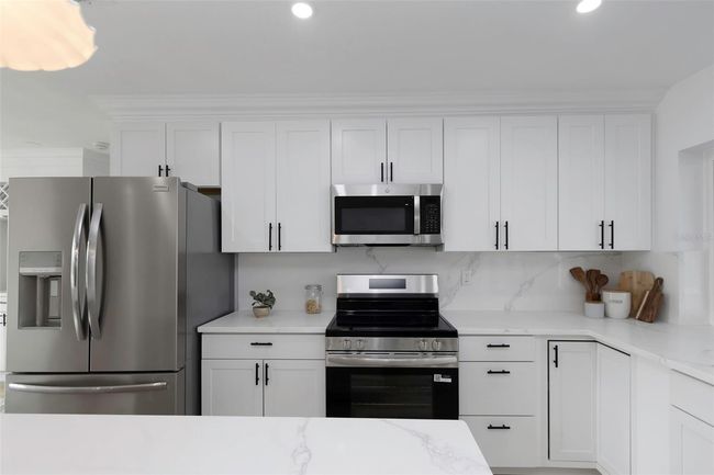 6508 Senegal Palm Way, House other with 3 bedrooms, 2 bathrooms and null parking in APOLLO BEACH FL | Image 18