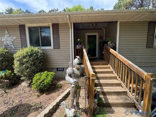 5704 Brills Rd, Mc Kenney, VA, 23872-3058 | Card Image