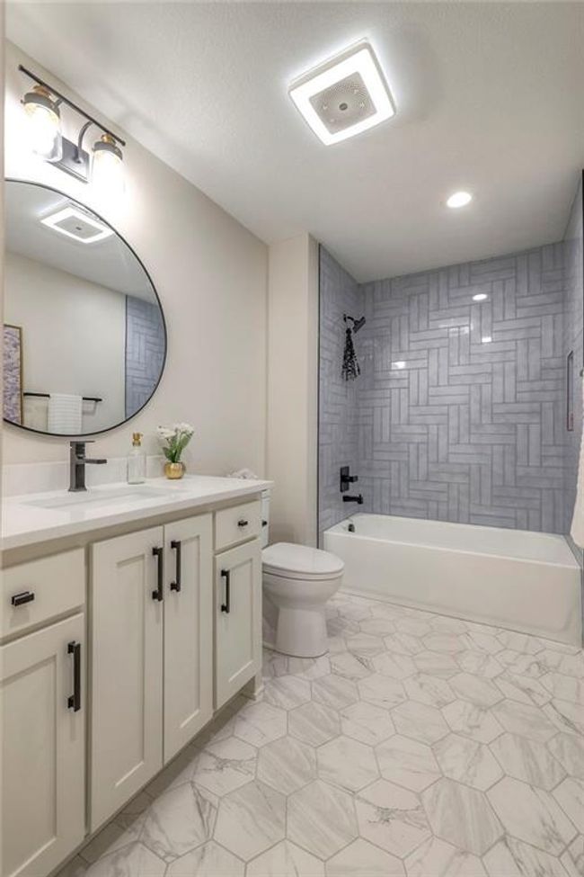10314 Sagamore Ln, House other with 6 bedrooms, 5 bathrooms and null parking in Leawood KS | Image 16
