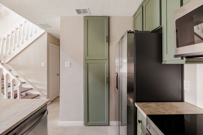 APT-14 - 1748 Ohlen Rd, Condo with 2 bedrooms, 2 bathrooms and 1 parking in Austin TX | Image 9