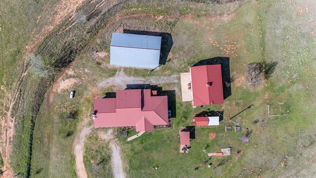 14460 N County Road 3070, House other with 4 bedrooms, 3 bathrooms and null parking in Lindsay OK | Image 7