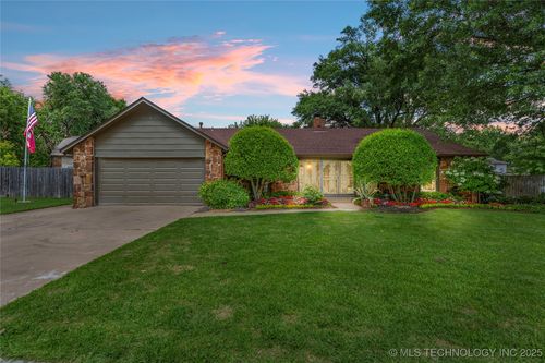 2400 W Atlanta Ct, Broken Arrow, OK, 74012-1001 | Card Image