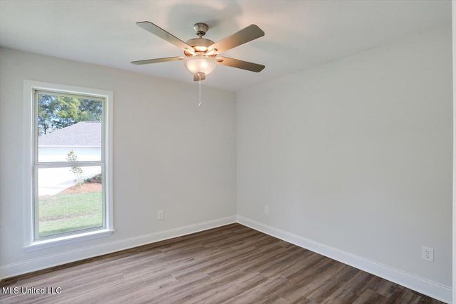 24-642 Westfield Dr | Image 24