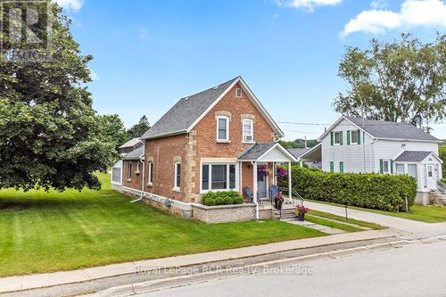 524 Scott St, Wiarton, ON, N0H2T0 | Card Image