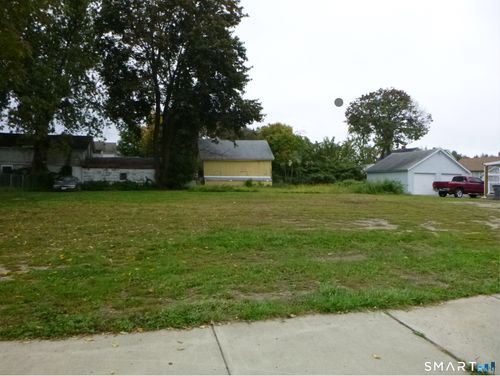 26-28 Church St, Enfield, CT, 06082-3332 | Card Image