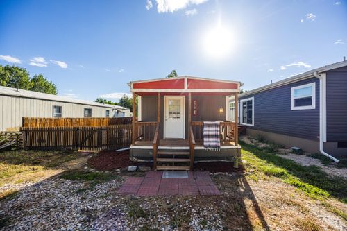 1943 Taylor Ave, Sheridan, WY, 82801-8425 | Card Image