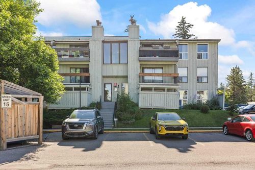 123-10120 Brookpark Blvd Sw, Calgary, AB, T2W3G3 | Card Image