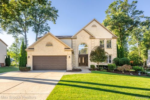 1950 Blue Stone Ln, Commerce Township, MI, 48390-4307 | Card Image