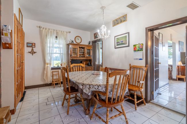 423365 - 25 Sideroad, House other with 3 bedrooms, 2 bathrooms and 3 parking in Mono ON | Image 7