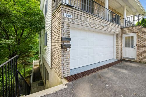 140 Woodside Ave, West Harrison, NY, 10604-2021 | Card Image