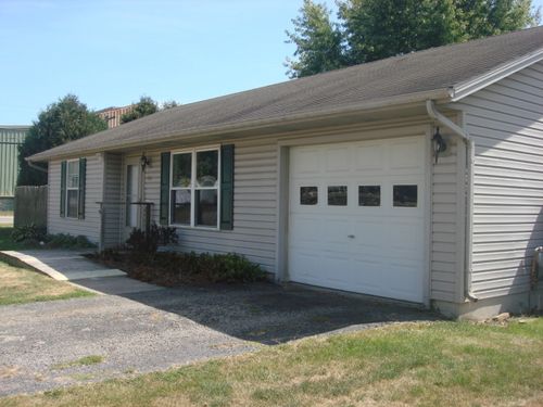 601 Catlin St, Ottawa, IL, 61350-1301 | Card Image