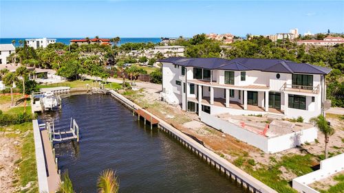 530 Jessmyth Dr, LONGBOAT KEY, FL, 34228-2608 | Card Image