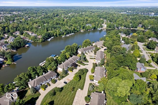 11264 Fonthill Dr, Condo with 2 bedrooms, 3 bathrooms and null parking in Indianapolis IN | Image 30