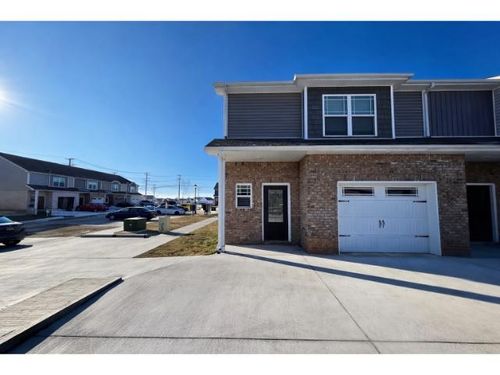 331 Fallow Cir, Clarksville, TN, 37040-2058 | Card Image