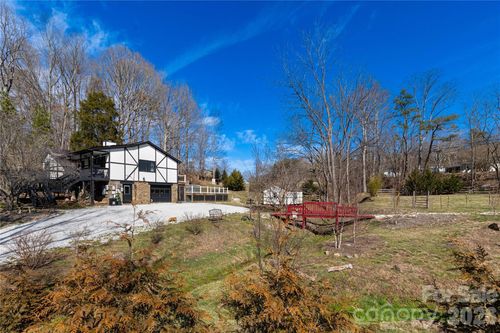 5 Northlake Dr, Weaverville, NC, 28787-9671 | Card Image