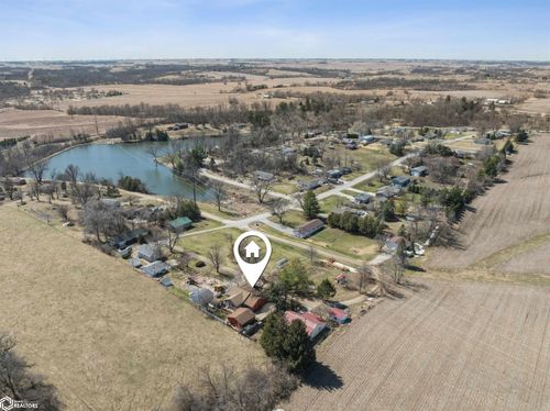 2745 Pickering Dr, Marshalltown, IA, 50158-9615 | Card Image