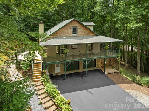 236 Holland Dr, Black Mountain, NC, 28711-3717 | Card Image