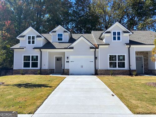 11-74 S Main St, Cleveland, GA, 30528-1301 | Card Image
